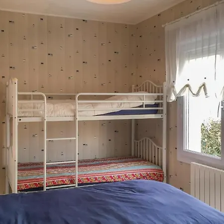 Stunning In Laiguillon Sur Mer With 2 Bedrooms And Wifi *